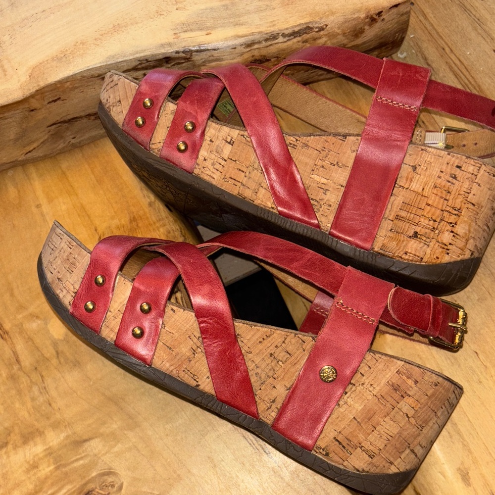 BUSSOLA Formentera Red Leather Cross Straps Wedge Sandals | Size EU 39 / US 8